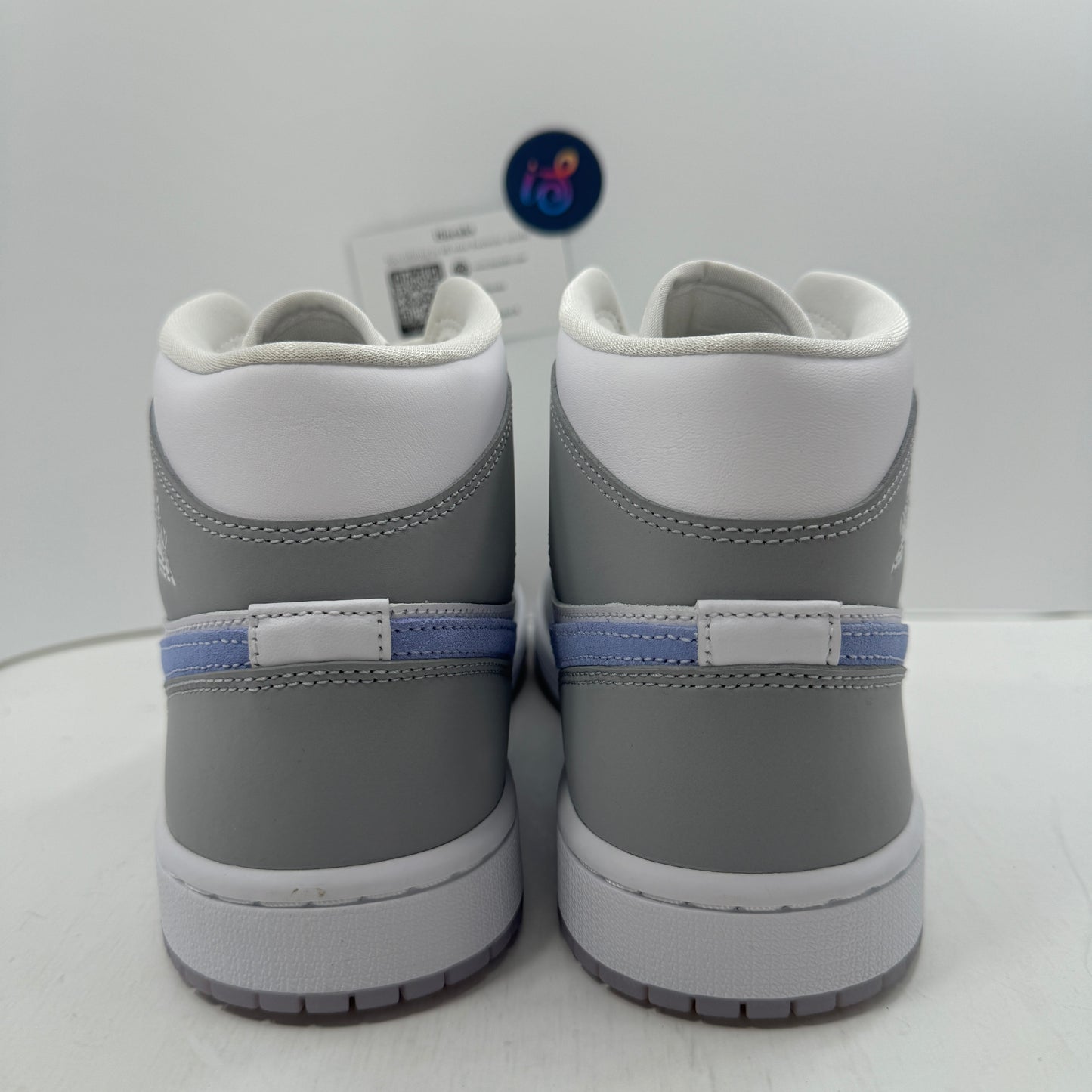 Jordan 1 Mid Wolf Grey WMNS
