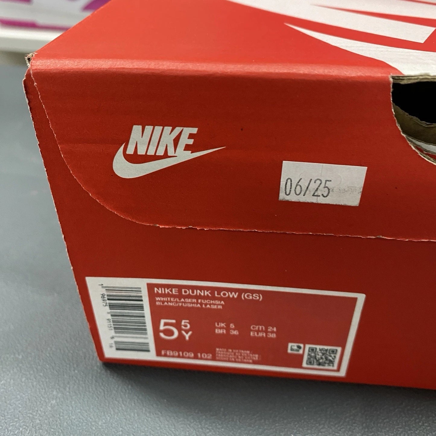 Nike Dunk Low Size 5.5Y 7 White Pink Laser Fuchsia FB9109-102