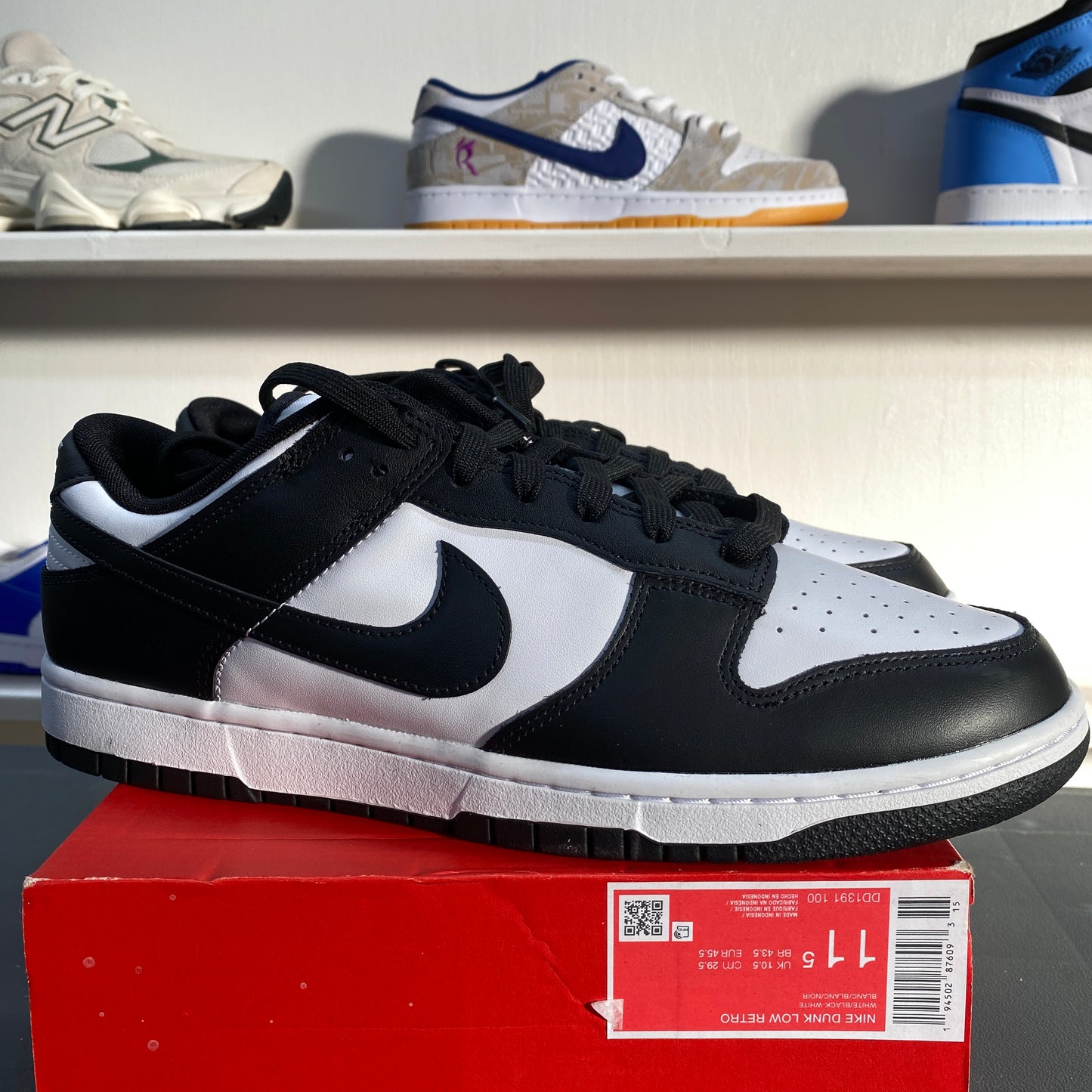 Nike Dunk Low Panda Size 11.5 Men's DD1391-100