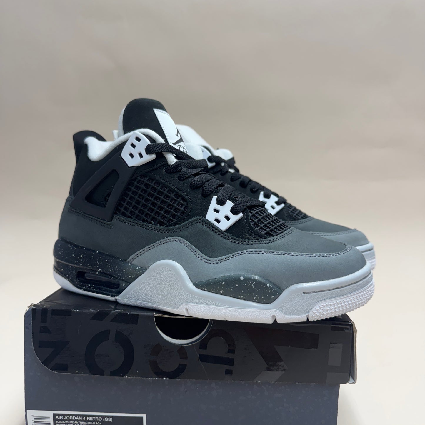 Jordan 4 Fear GS (2024) - Size 6Y (7.5W)