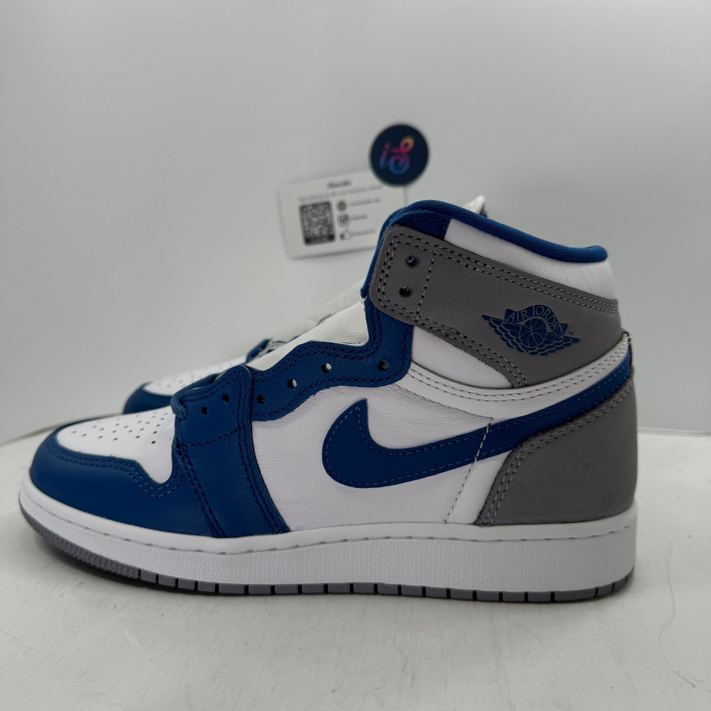 Air Jordan 1 Retro High OG True Blue