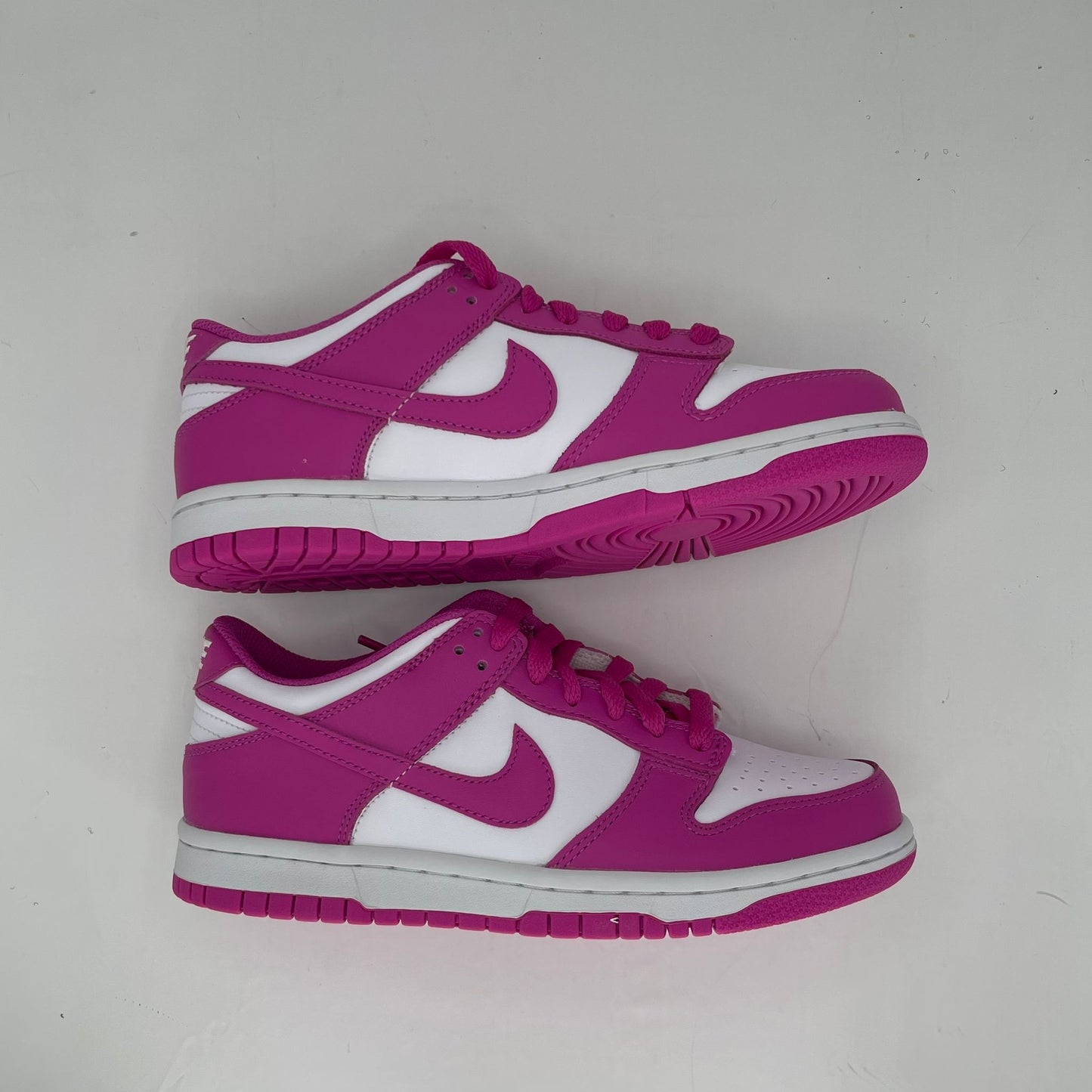 Dunk Low Active Fuchsia Grade School