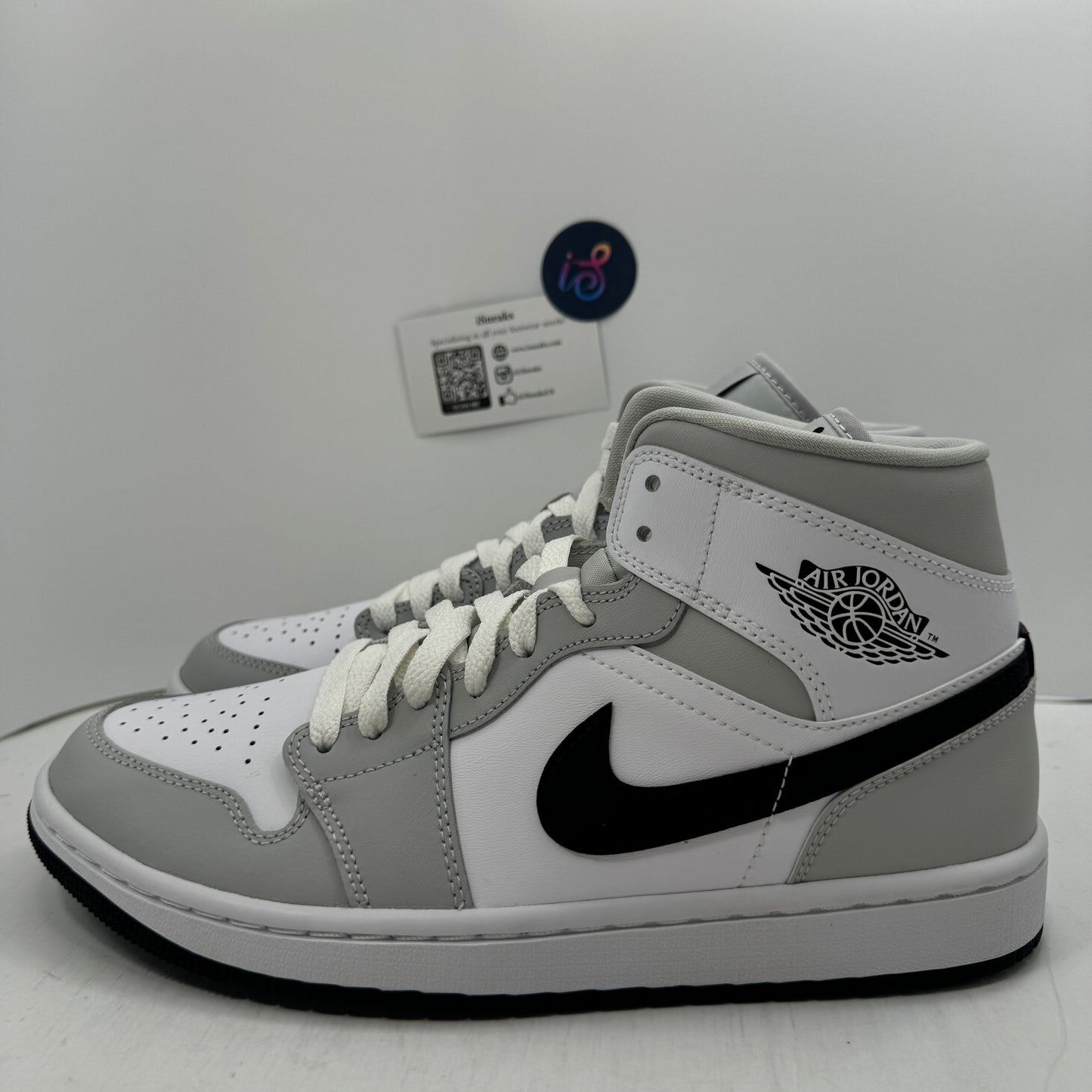 Jordan 1 Mid Light Smoke Grey WMNS