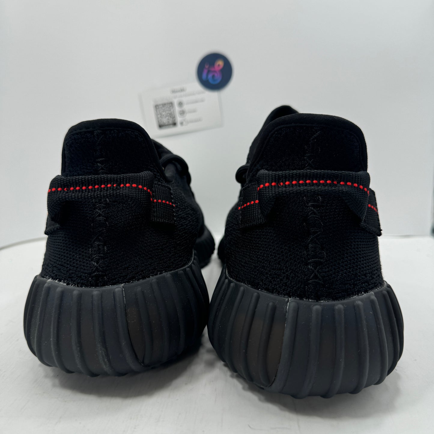 adidas Yeezy Boost 350 V2 Bred