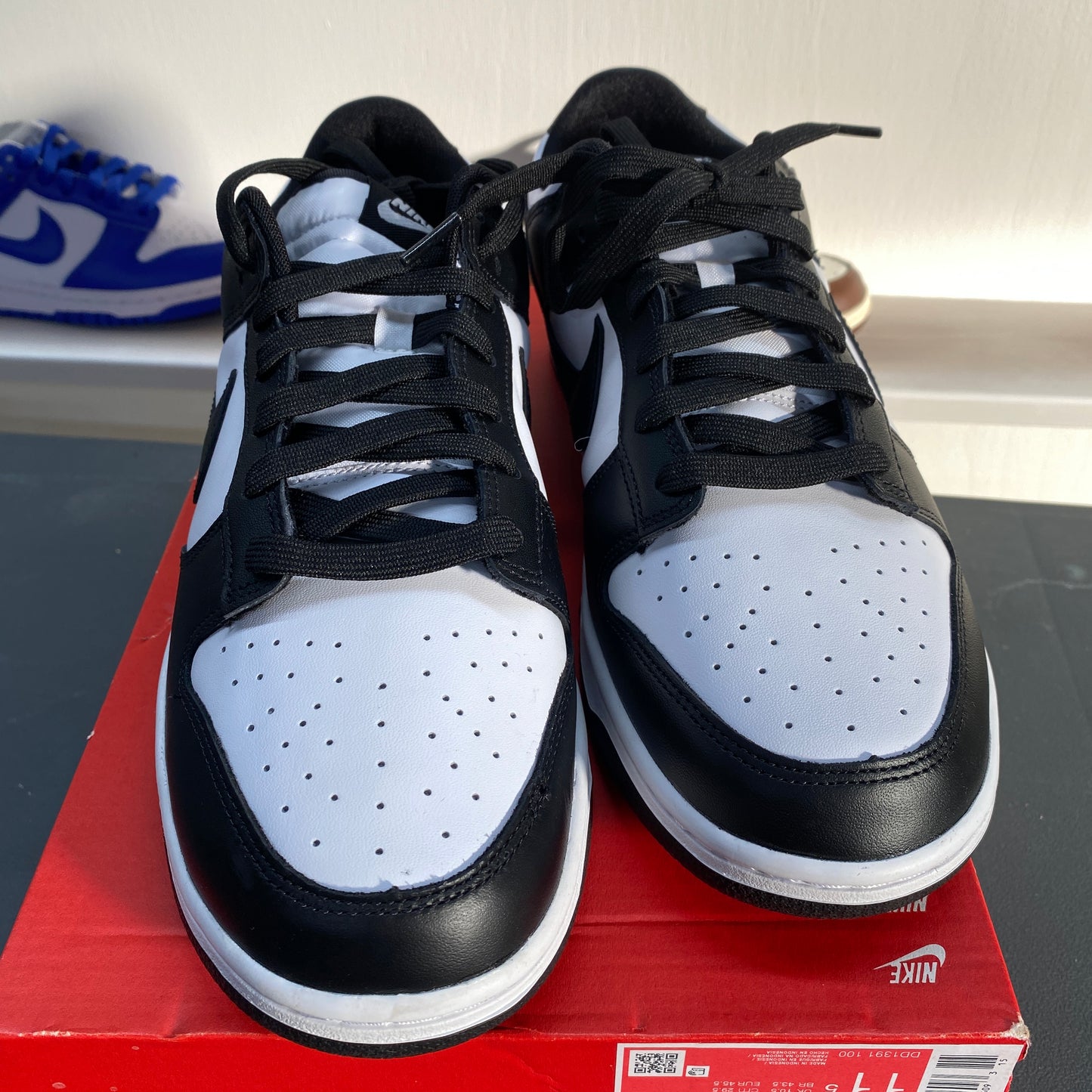 Nike Dunk Low Panda Size 11.5 Men's DD1391-100