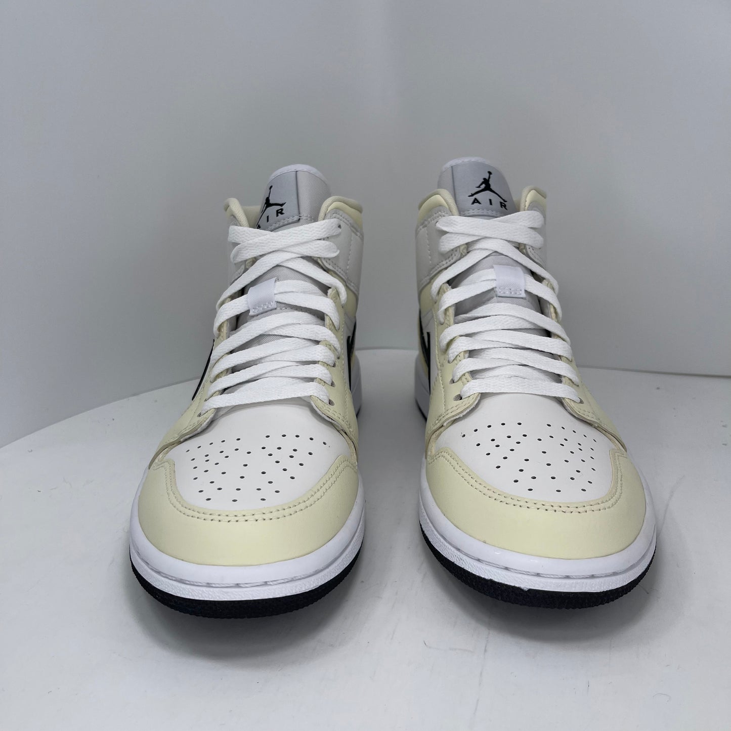 Jordan 1 Mid Coconut Milk WMNS