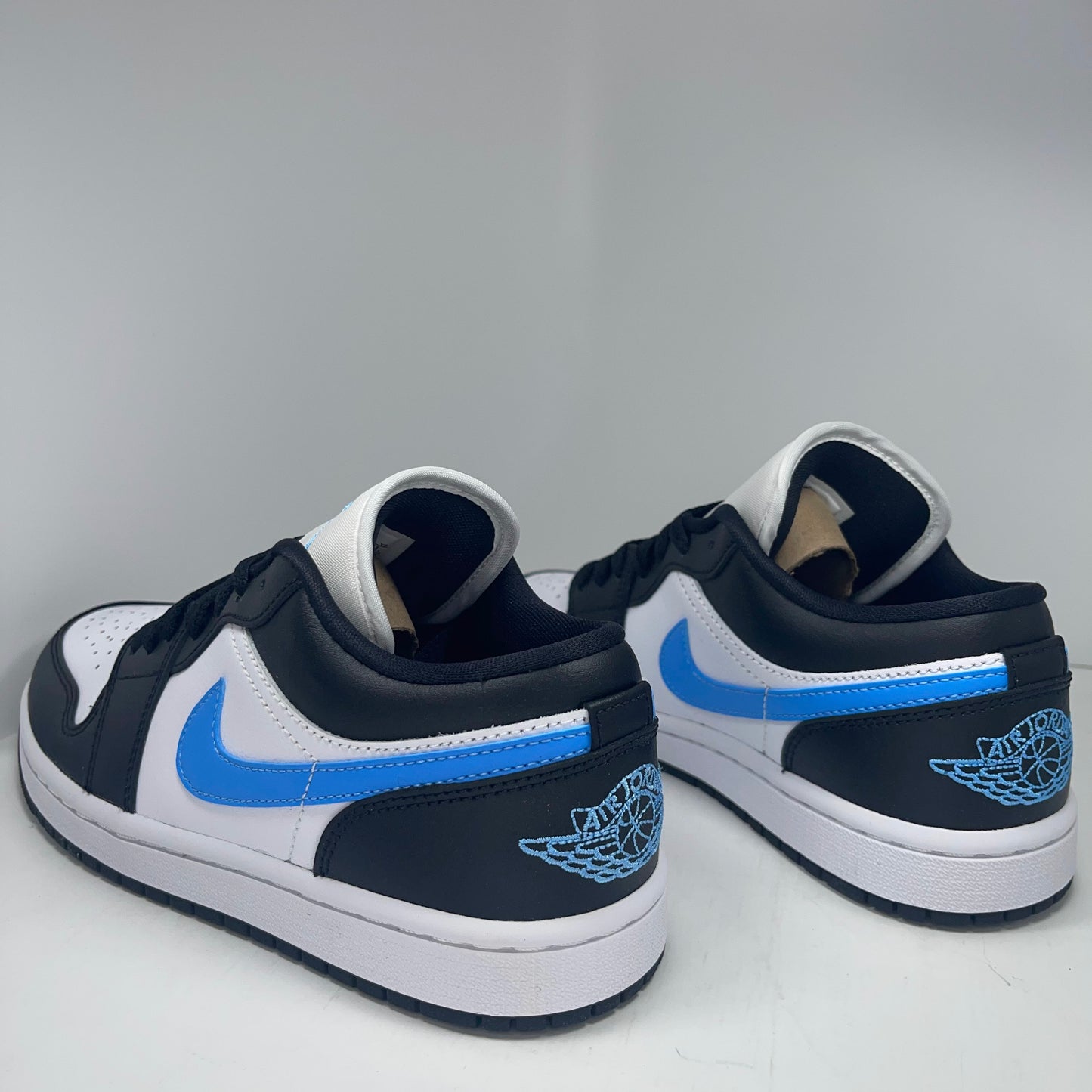 Jordan 1 Low Black University Blue White WMNS