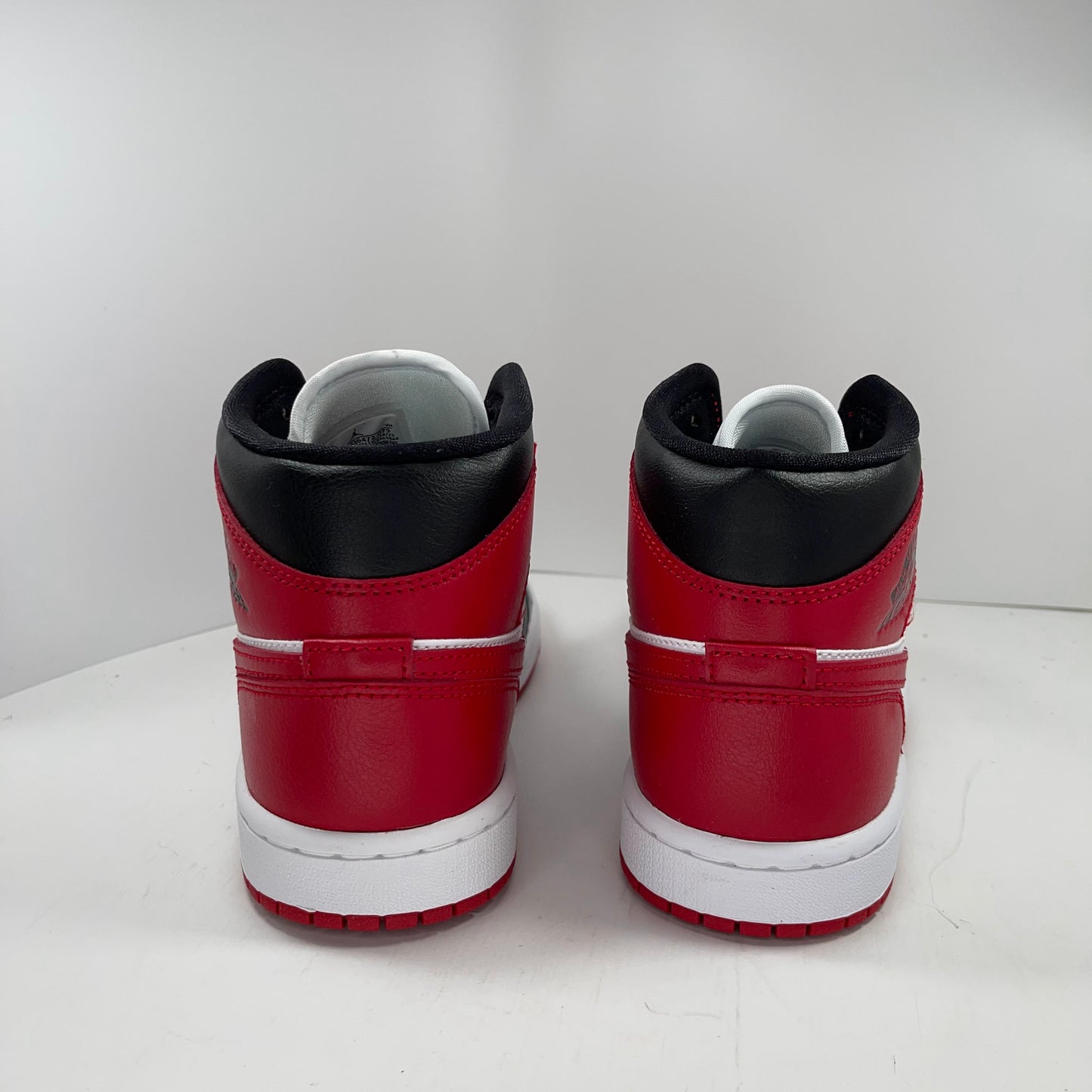 Air Jordan 1 Mid Alternate Bred Toe WMNS