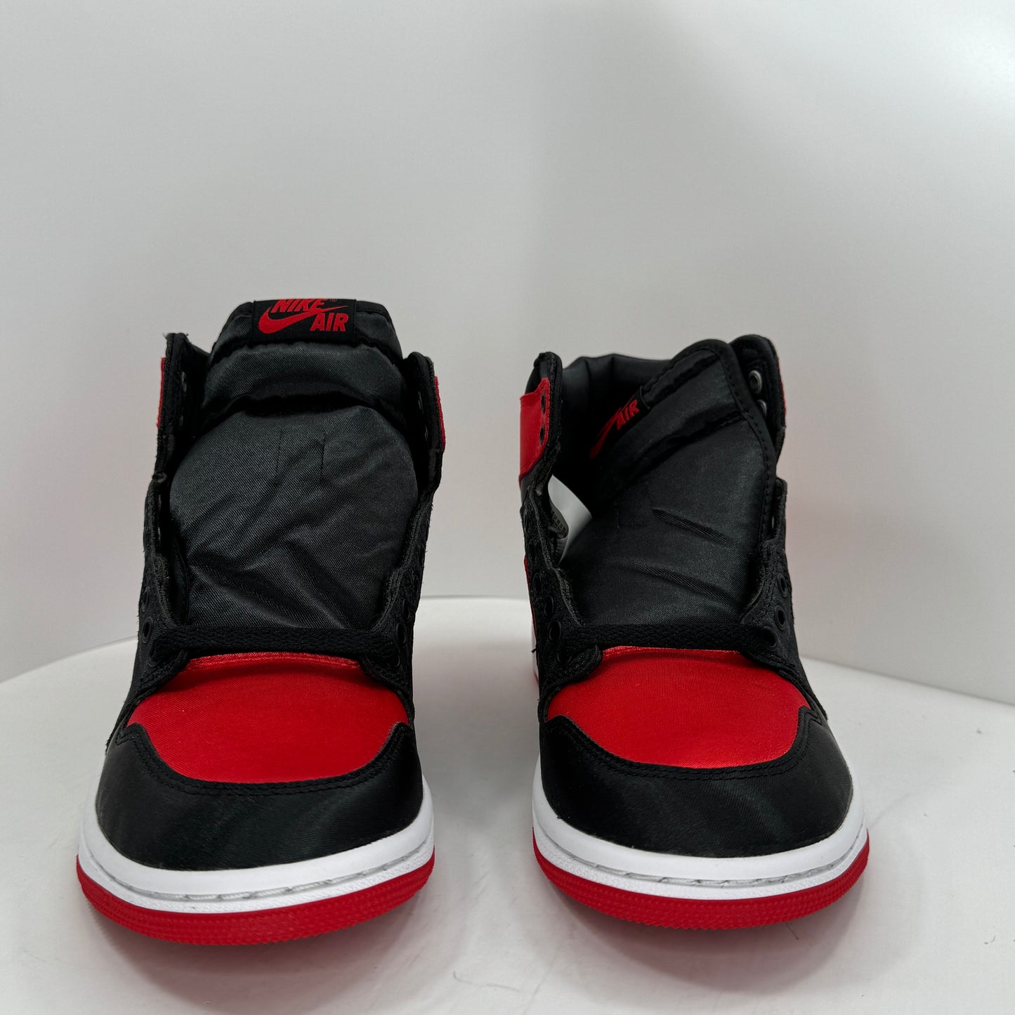 Air Jordan 1 Retro High Satin Bred WMNS