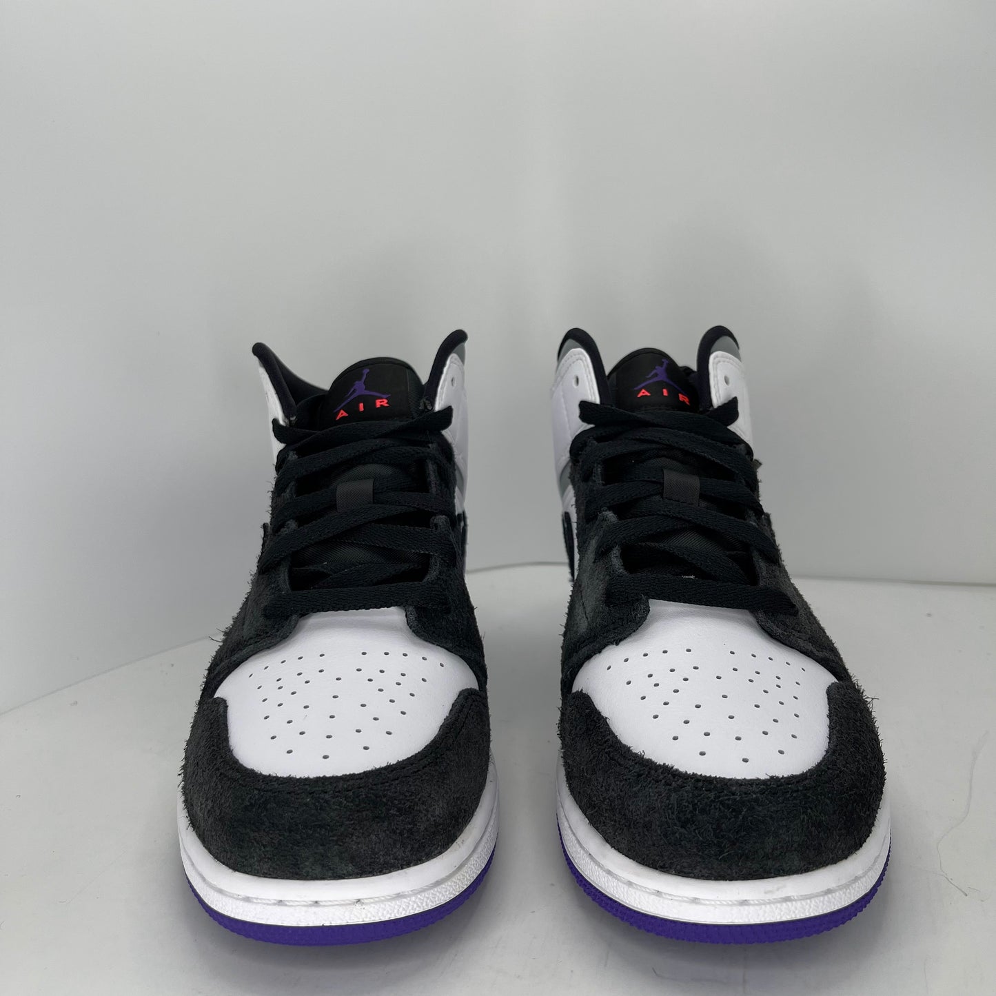 Jordan 1 Mid SE Purple Grade School