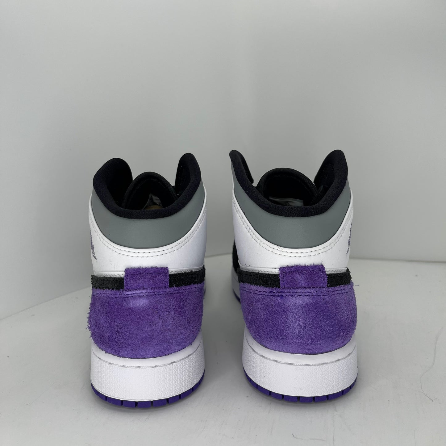 Jordan 1 Mid SE Purple Grade School