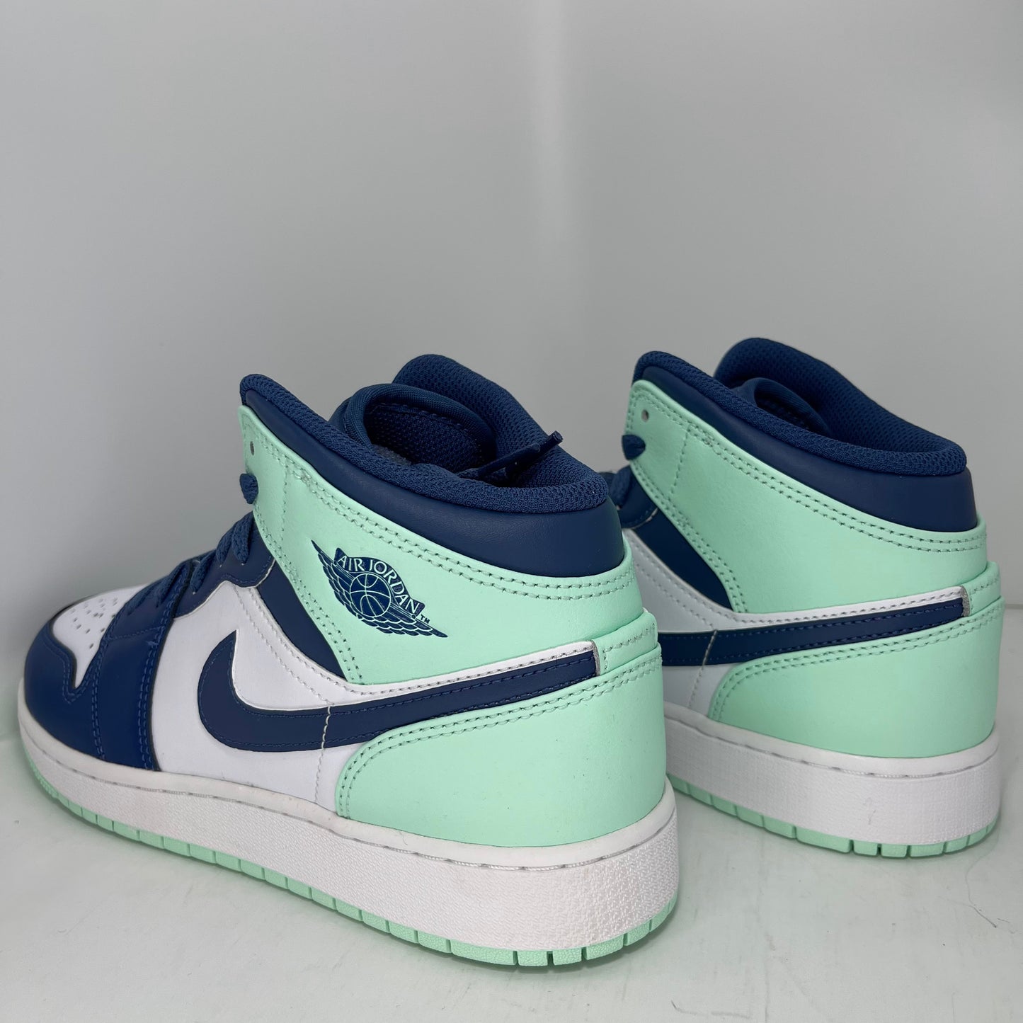 Air Jordan 1 Mid Mystic Navy Mint Foam Grade School