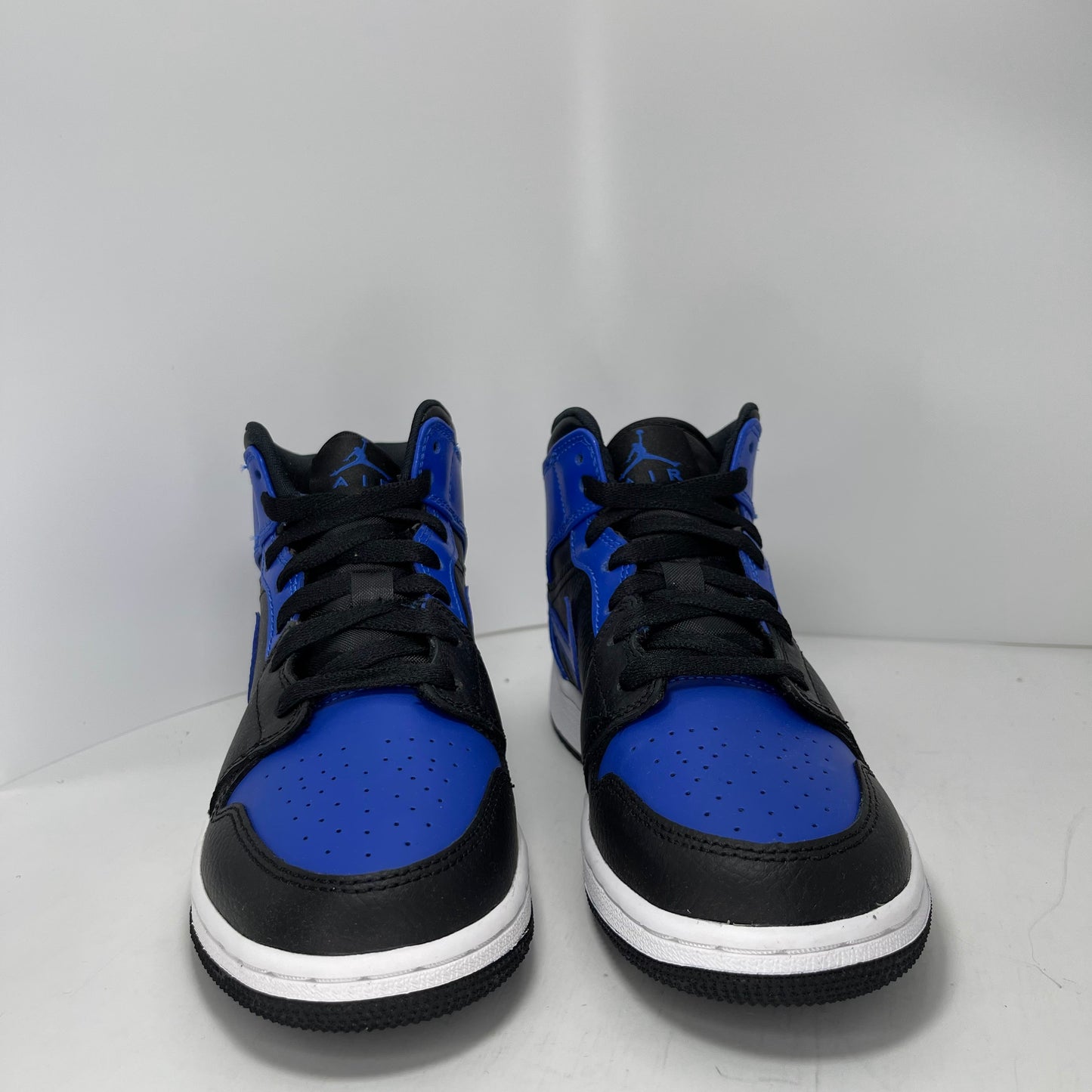 Air Jordan 1 Mid Hyper Royal Grade School