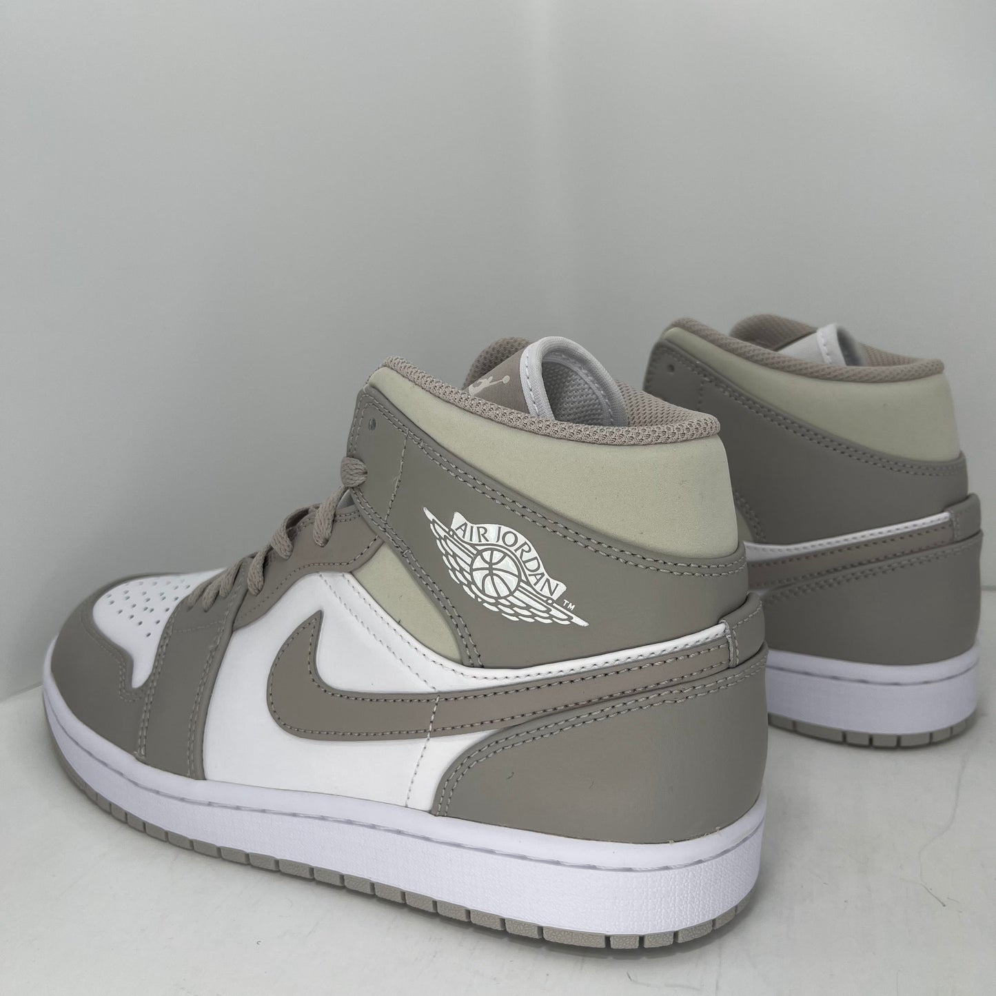 Jordan 1 Mid Linen MENS