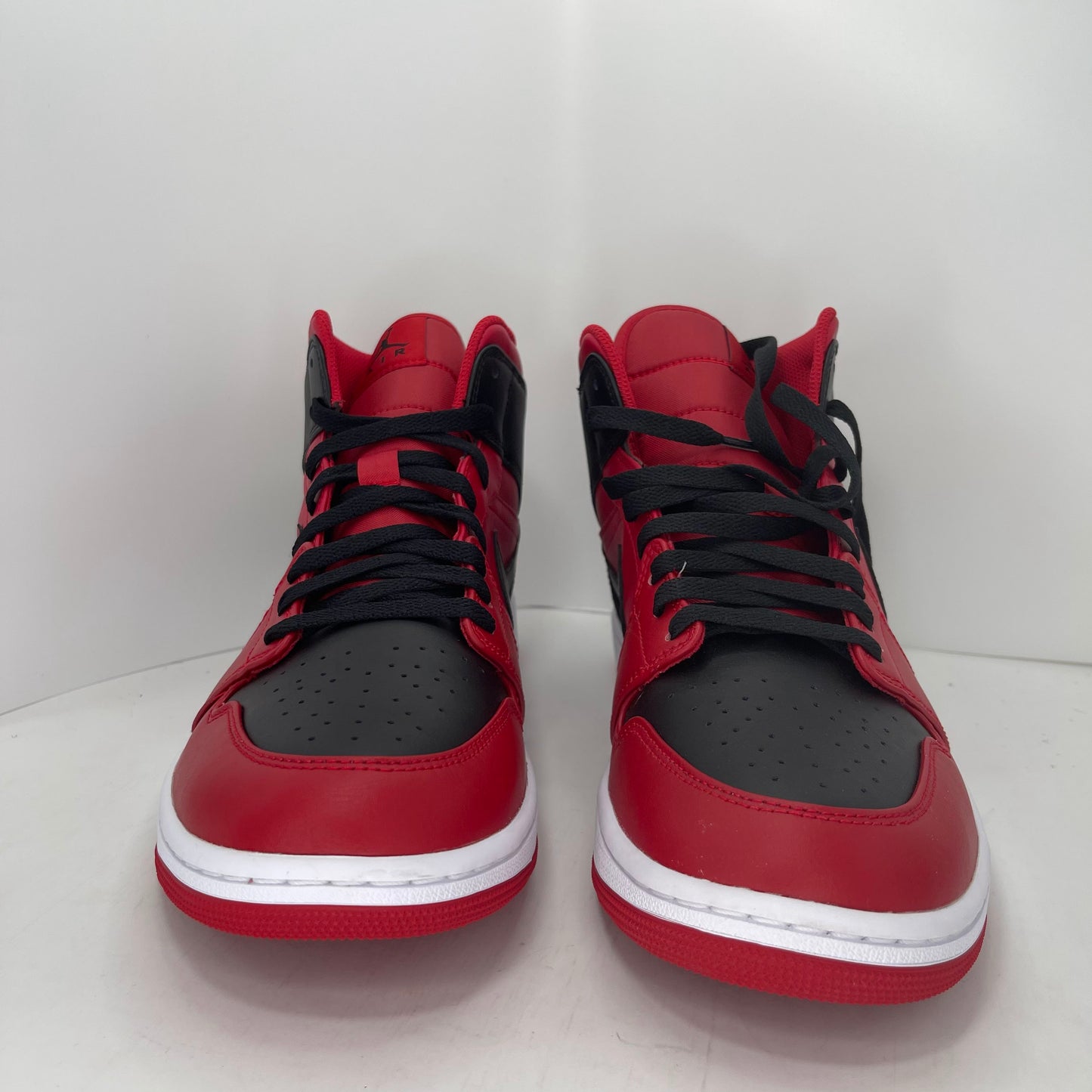 Jordan 1 Mid Reverse Bred MENS