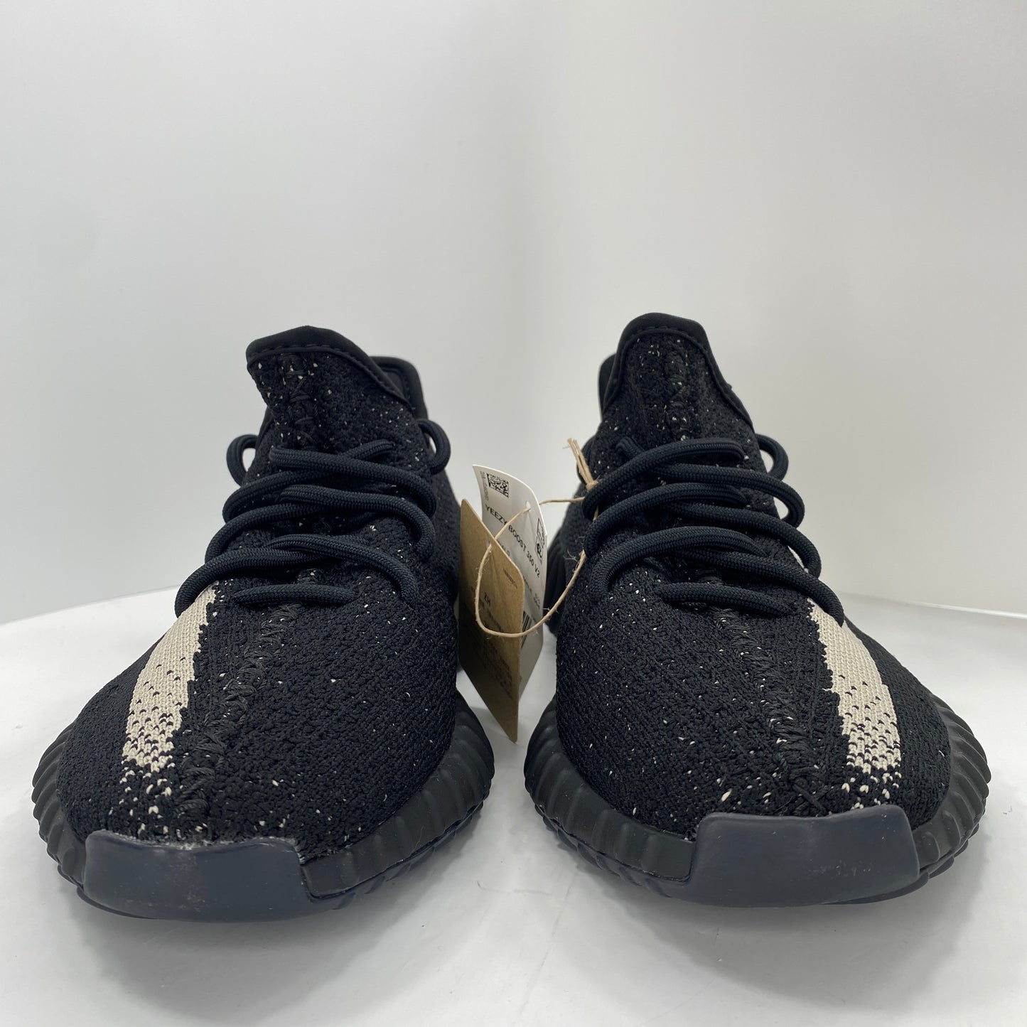 adidas Yeezy Boost 350 V2 Oreo