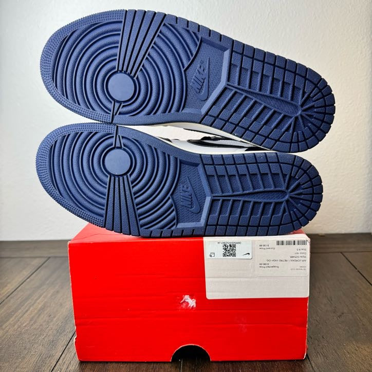 Jordan 1 Retro High Midnight Navy Size 9.5 DZ5485 401 Brand New