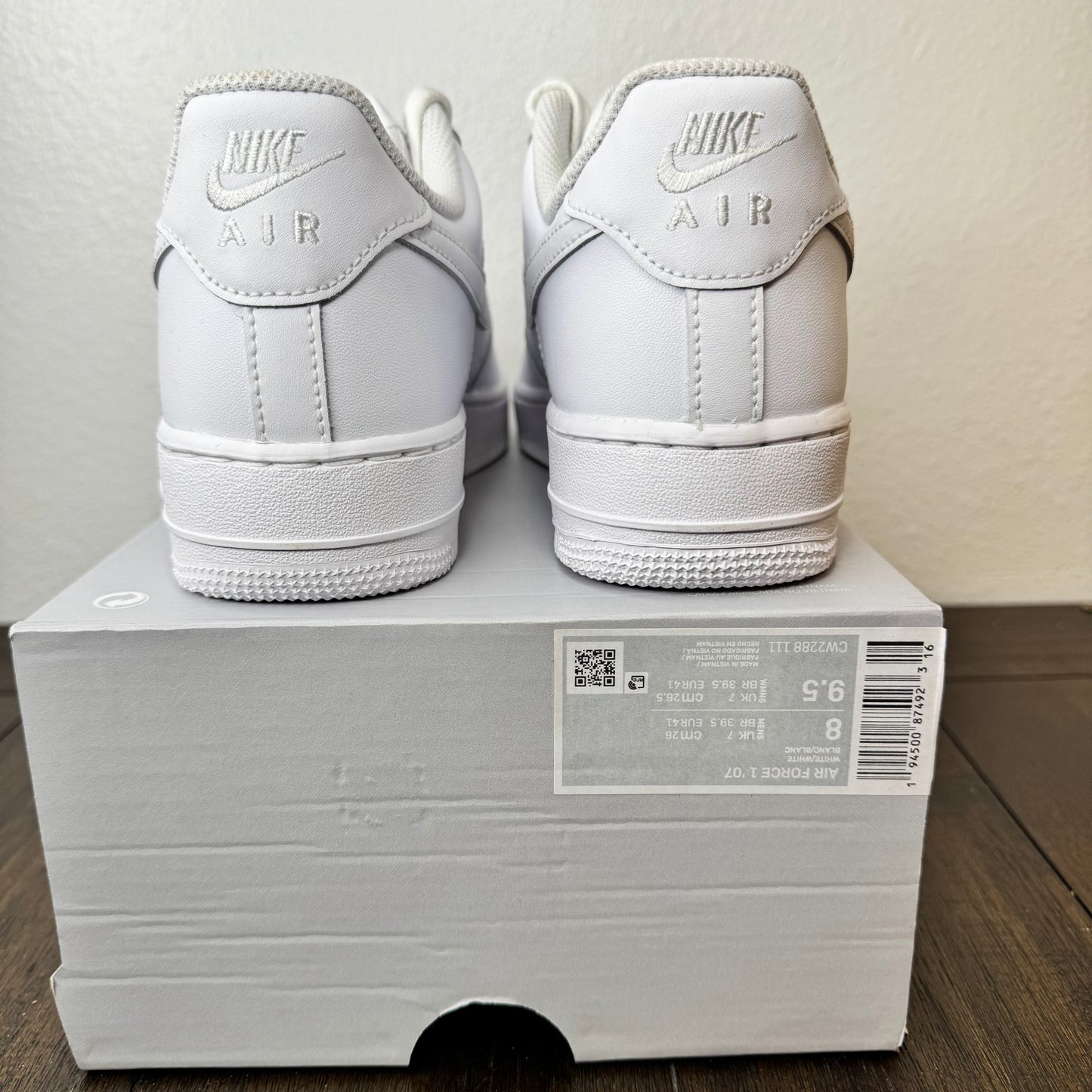 Nike Air Force 1 Low Triple White Size 8 Men's CW2288 111 Brand New