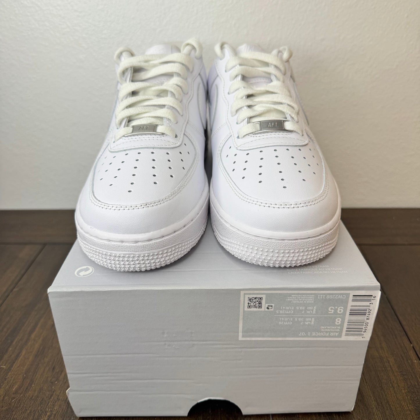 Nike Air Force 1 Low Triple White Size 8 Men's CW2288 111 Brand New