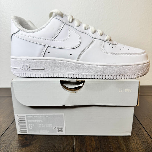 Nike Air Force 1 Low '07 White Size 6.5 Women's DD8959 100 Brand New