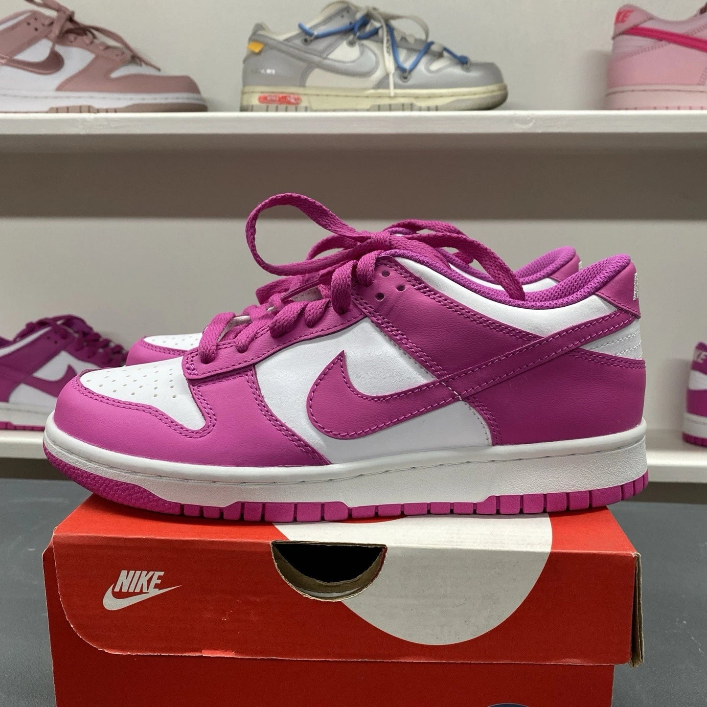 Nike Dunk Low Youth Size 6Y Womens 7.5 Pink White Sneakers FJ0704-100