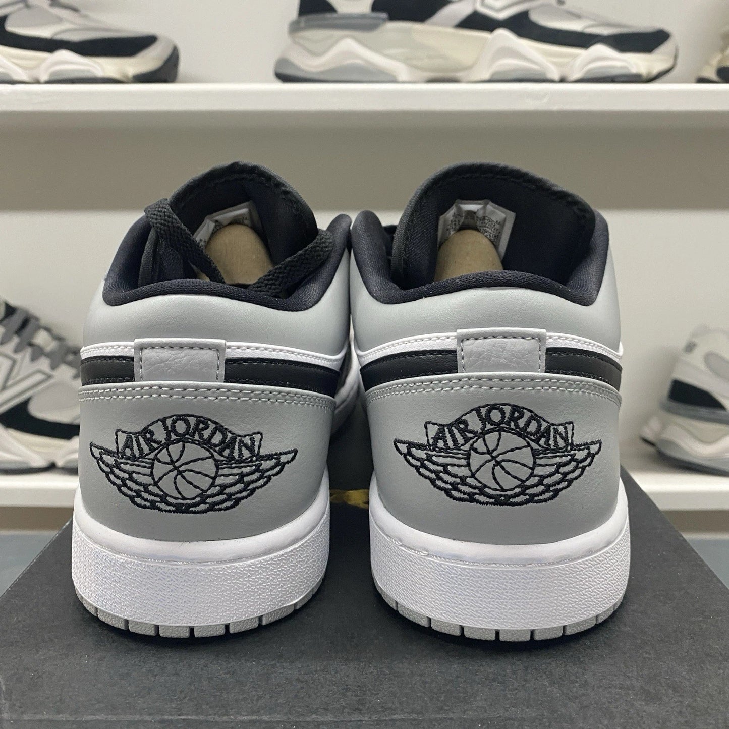 Air Jordan 1 Low Shadow Toe Size 10.5 Black White Grey Gray 553558 052