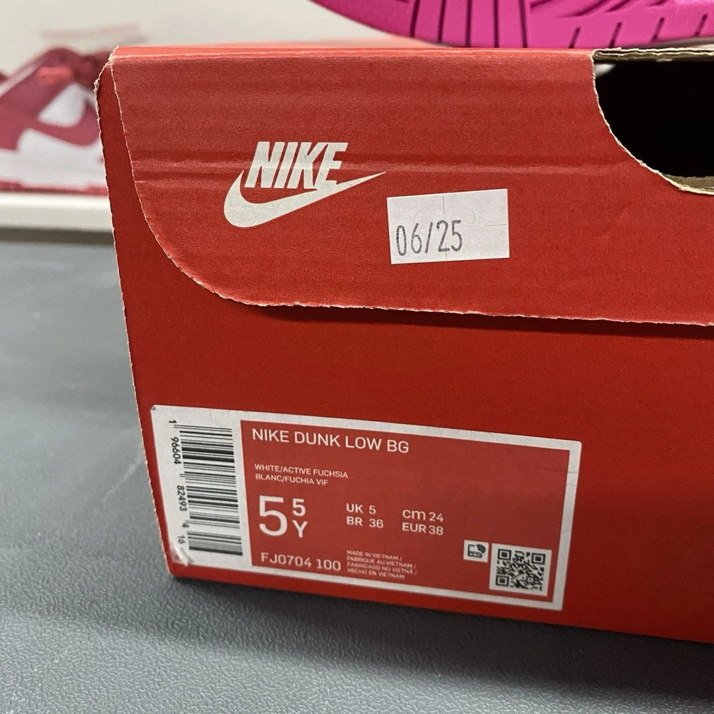 Nike | Dunk Low Active Fuchsia | Size 5.5Y | FJ0704-100 | New