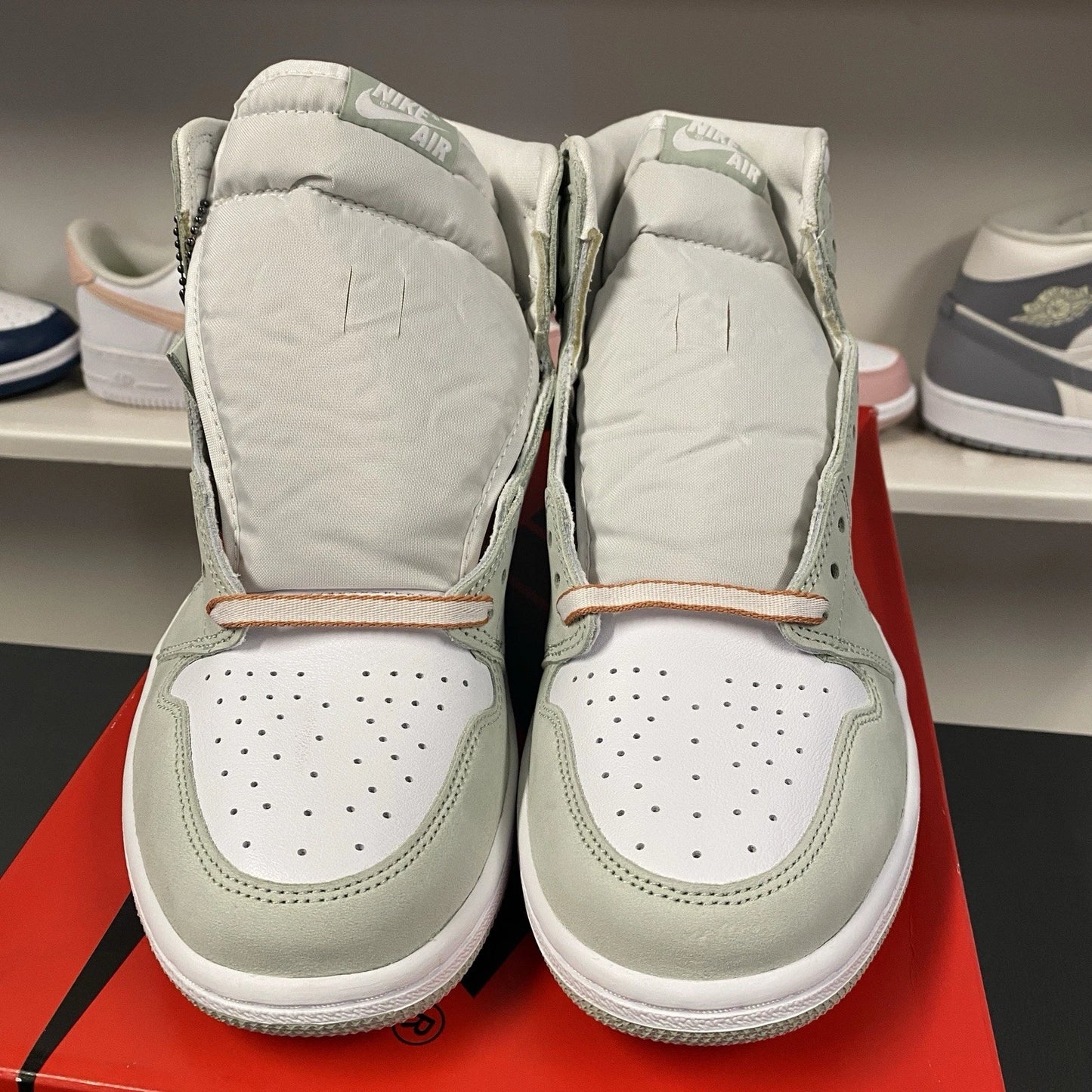 Air Jordan 1 Retro OG High Seafoam CD0461-002 Size 10.5W