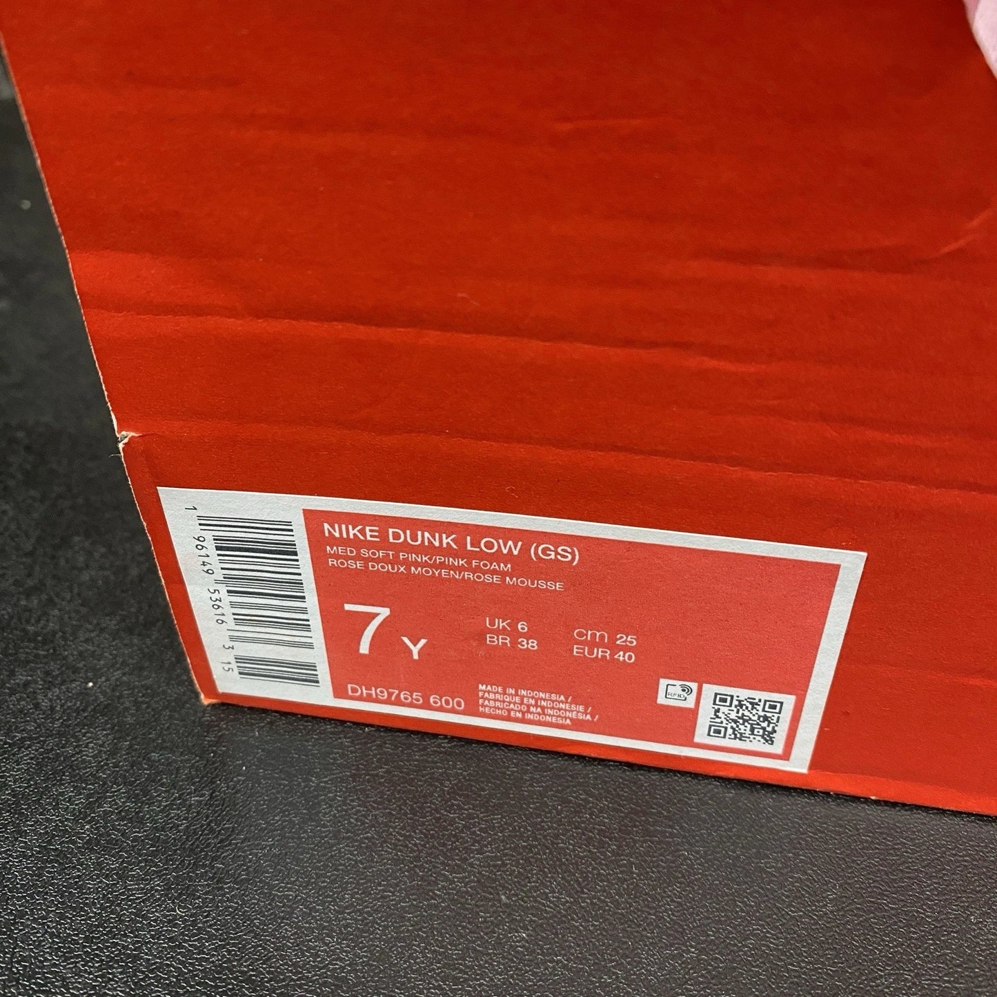 Brand New Nike Dunk Low Triple Pink Size 7Y DH9765 600