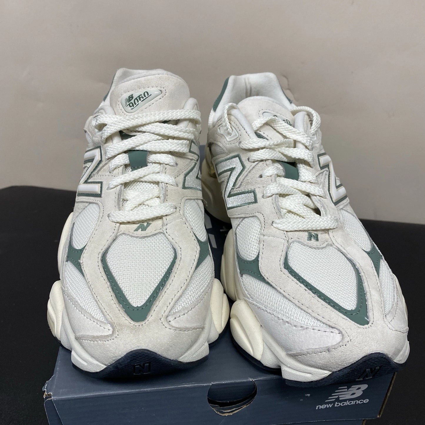 Brand New New Balance 9060 "Juniper" Green Off White Linen U9060EEI Men Size 7.5