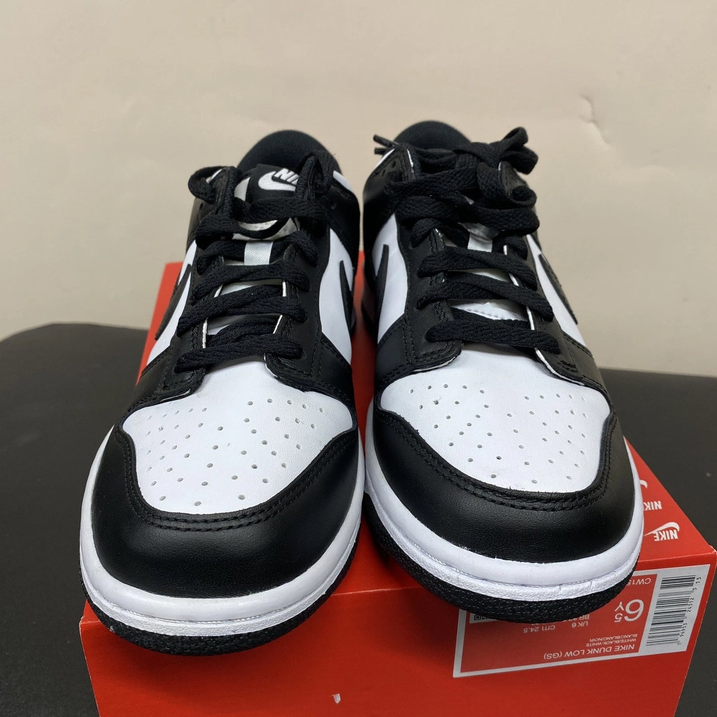 Brand New Nike Dunk Low Panda 6.5Y New CW1590 100