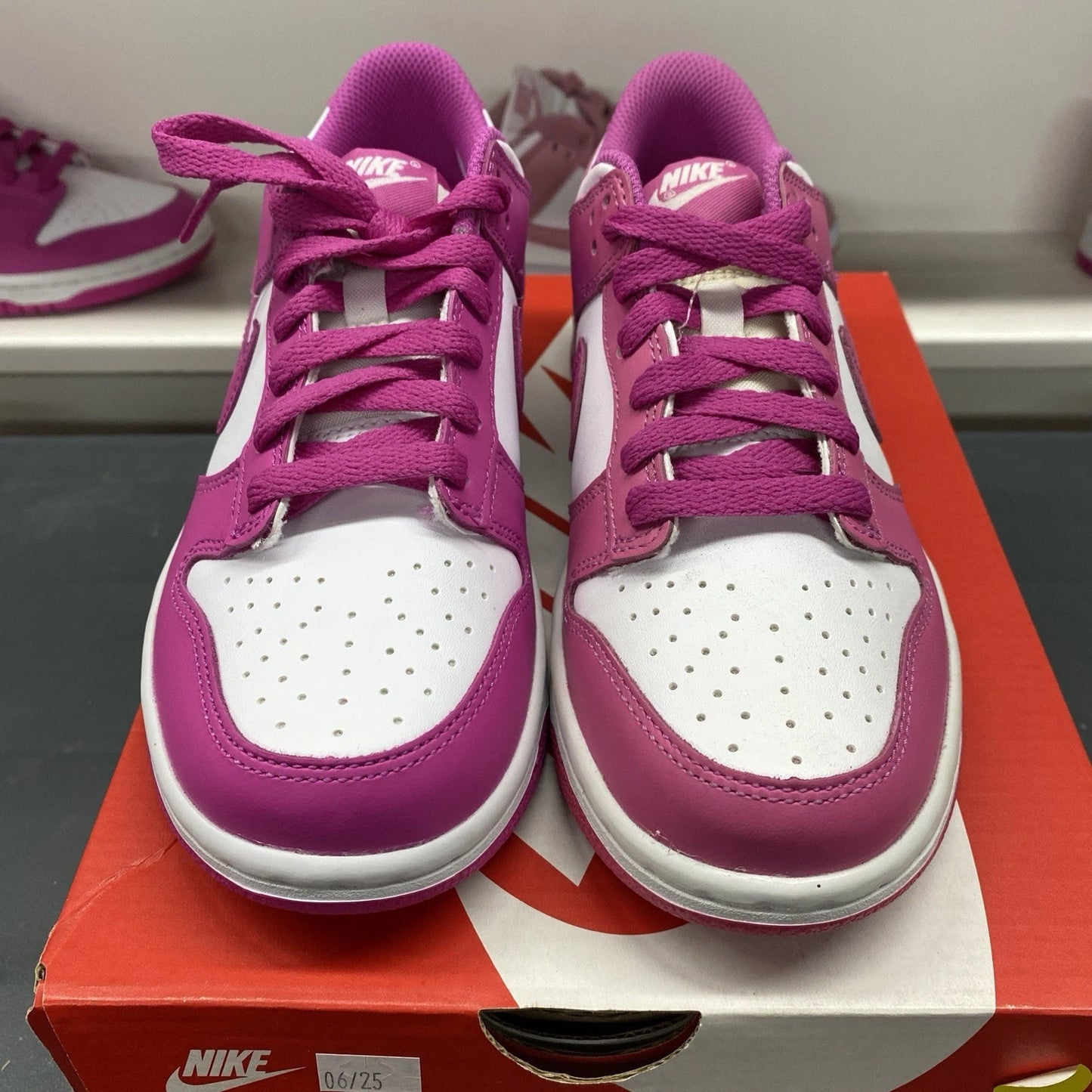 Brand New Nike Dunk Low Youth Size 4.5Y Womens 6 Pink White FJ0704-100