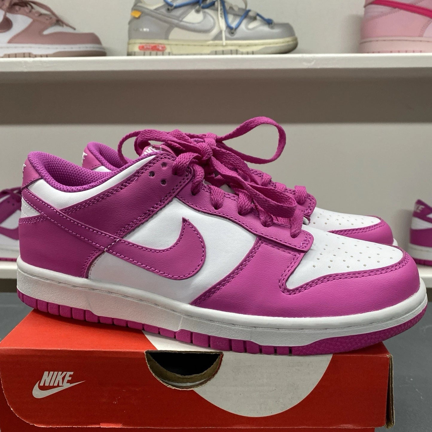 Nike Dunk Low Youth Size 6Y Womens 7.5 Pink White Sneakers FJ0704-100