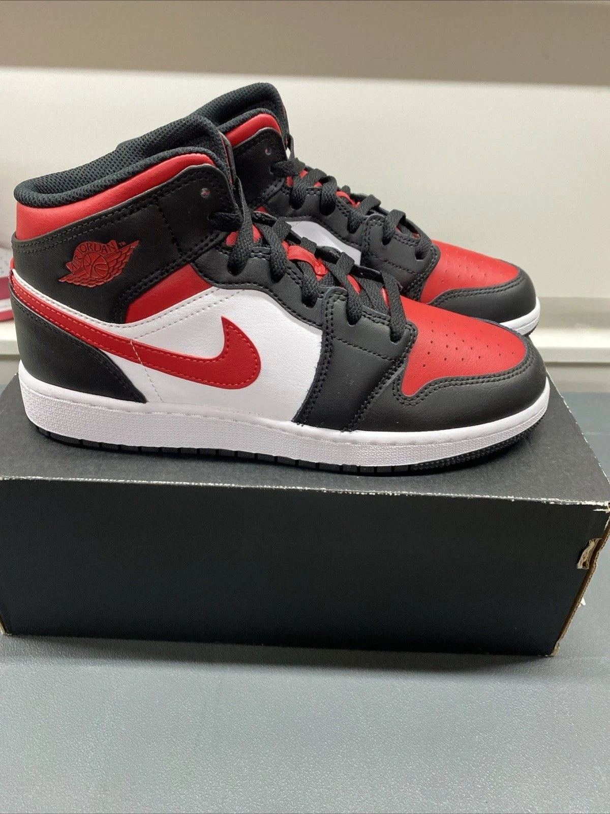 Jordan 1 Mid Black Fire Red | Size 5.5Y | 554725-079 | New