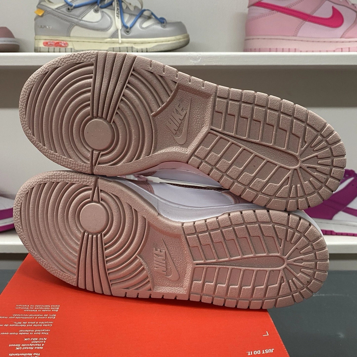 Brand New Nike Dunk Low Pink Velvet DO6485-600 Size 6Y (7.5 Women's)