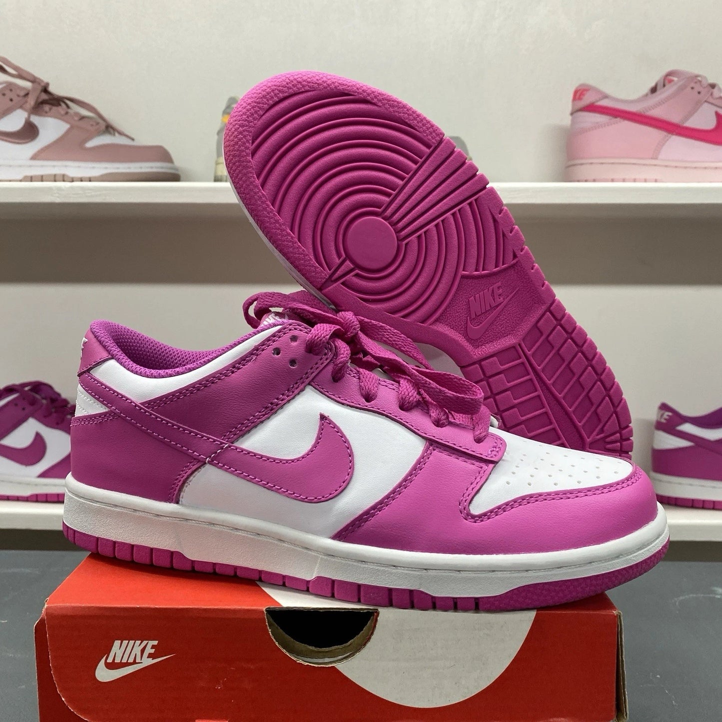 Nike Dunk Low Youth Size 6Y Womens 7.5 Pink White Sneakers FJ0704-100