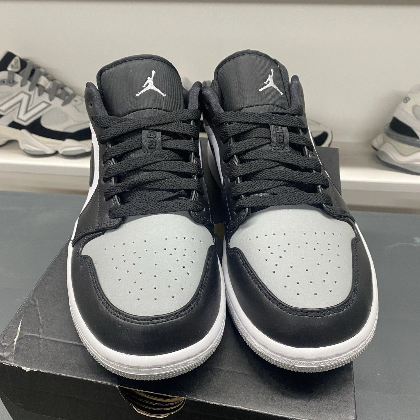 Air Jordan 1 Low Shadow Toe Size 10.5 Black White Grey Gray 553558 052