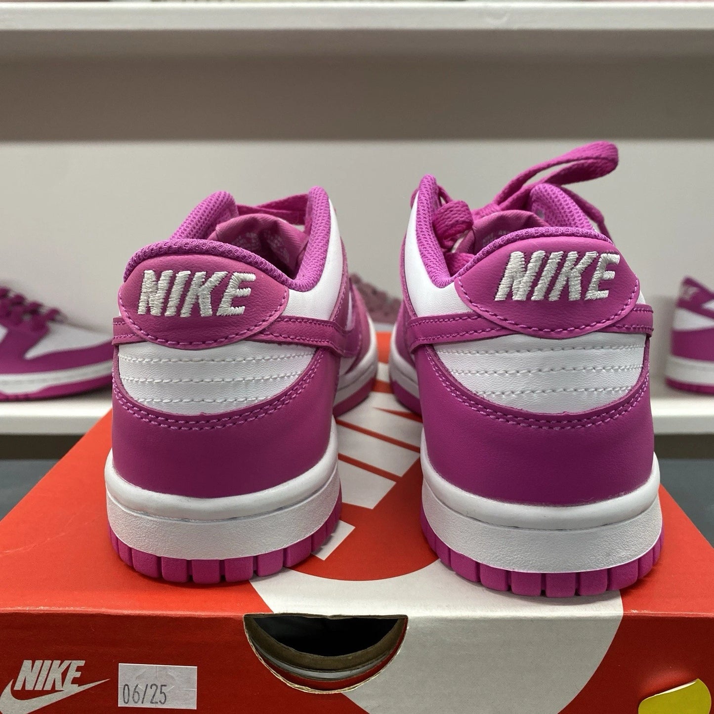 Brand New Nike Dunk Low Youth Size 4.5Y Womens 6 Pink White FJ0704-100