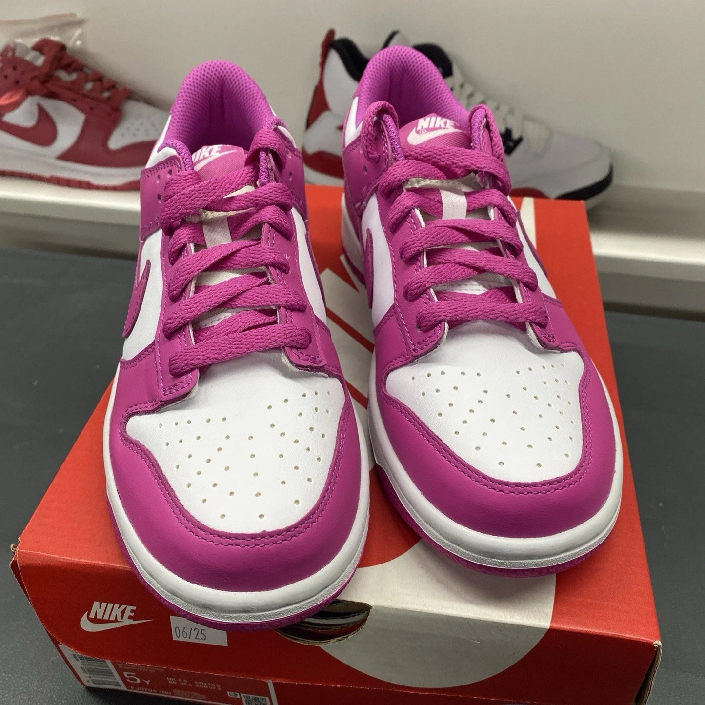 Nike Dunk Low Youth Size 5Y White Active Fuchsia Pink Big Kids FJ0704-100