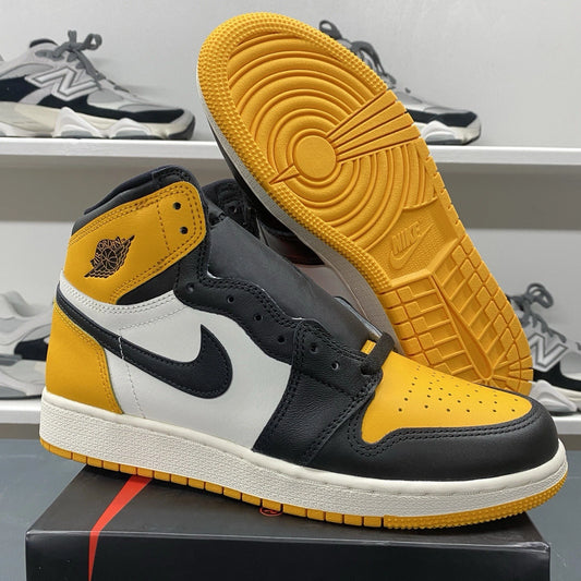 Nike Air Jordan 1 High OG Yellow Toe Taxi New DS Size 7Y 575441 711