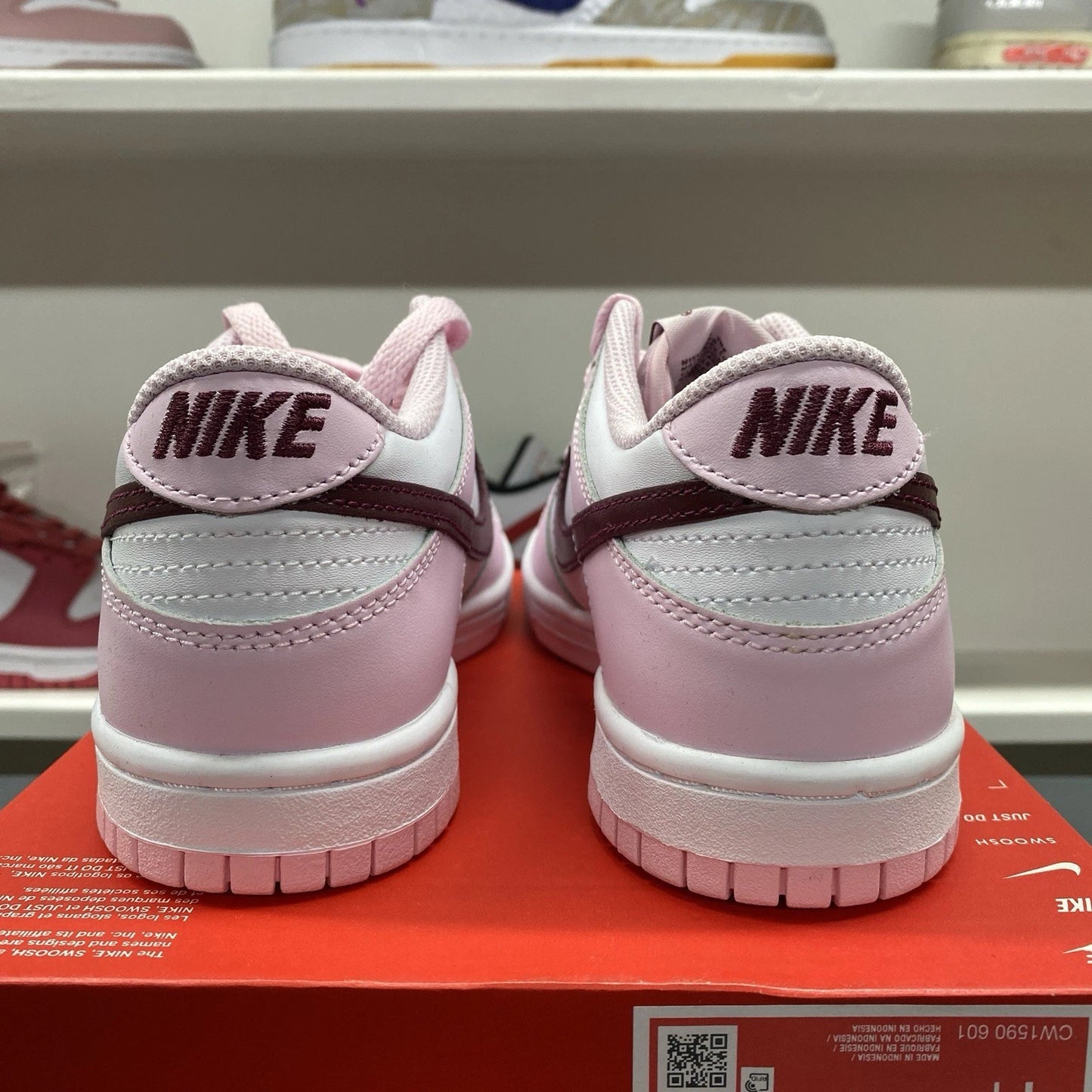 Brand New Nike Dunk Low Pink Foam Red White CW1590-601 Size 4Y