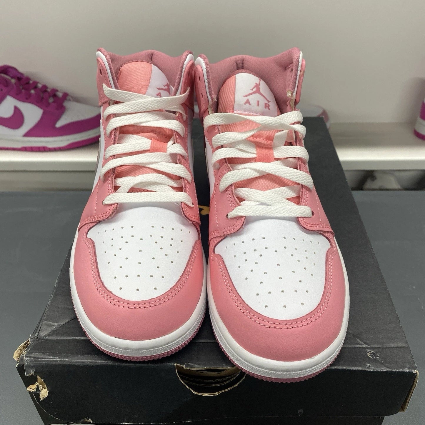 Brand New Air Jordan 1 Mid Valentine Pink Women & Big Kids Size 5Y (6.5 Women's)